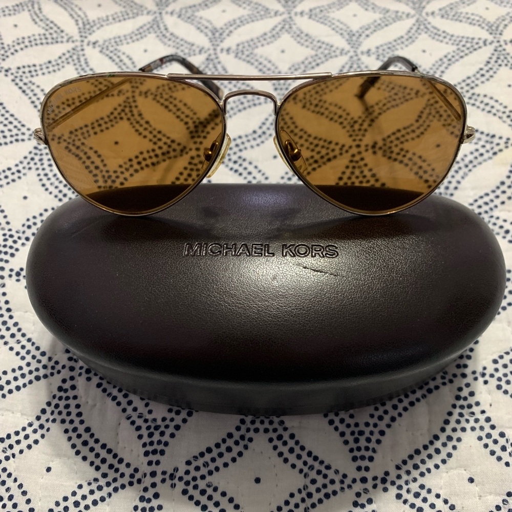 Aviator sunglasses